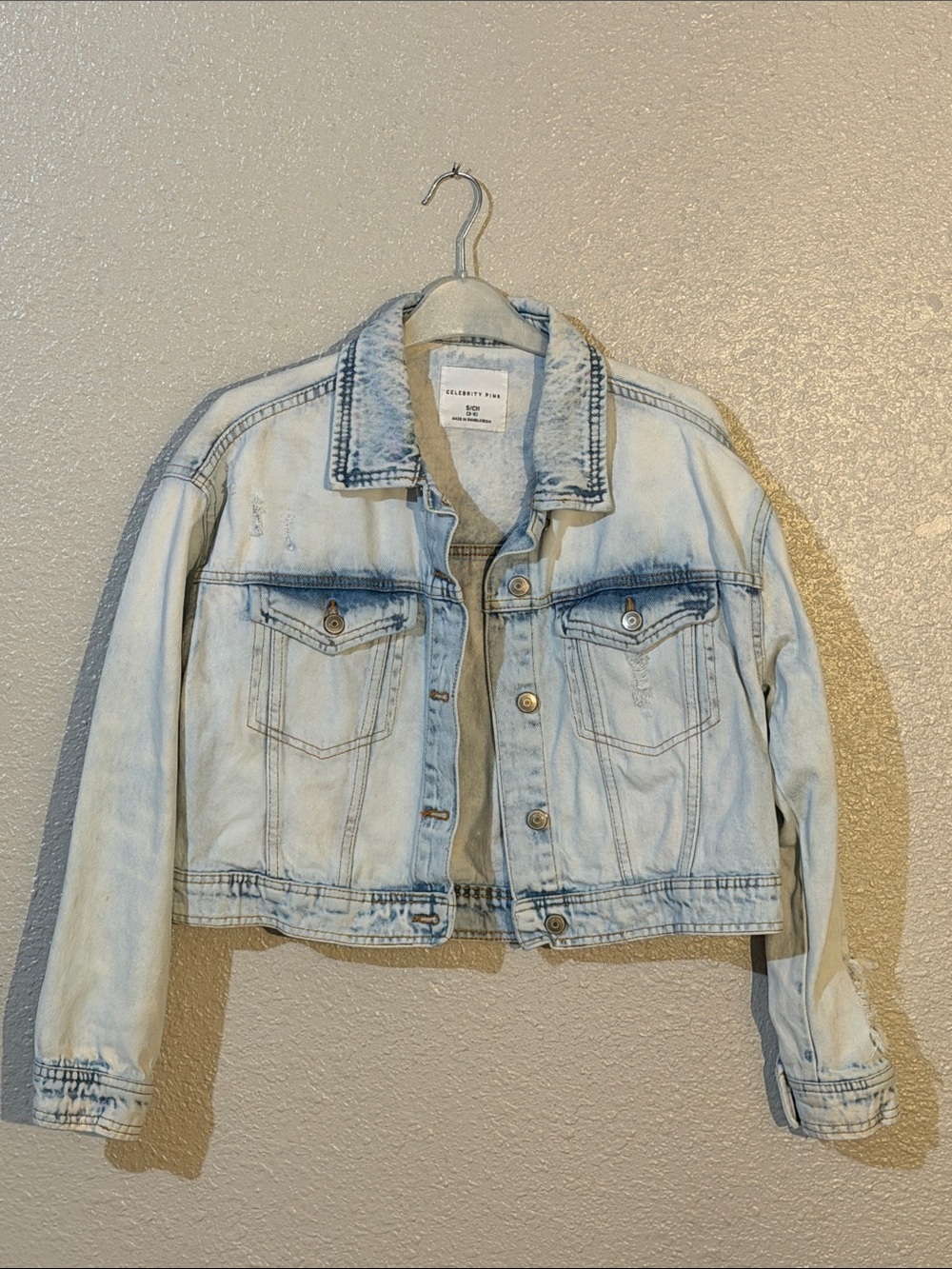 Celebrity Pink Light Wash Cropped Denim Jacket - Women Size S 3-5